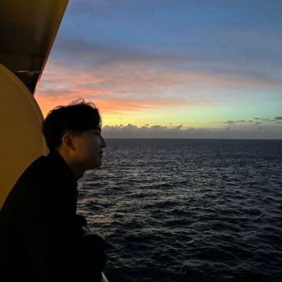 LongzTsla's profile picture. Chronicling FSD & AI revolution🤖🚙 | Long Term Investor 🚀 TSLA SPACEX