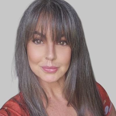 Syl2Q2Q's profile picture. Cientista Metafísica