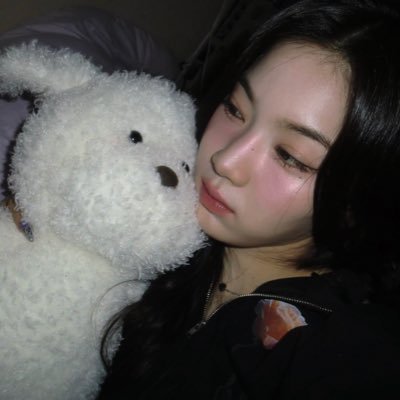 gabapentinoids's profile picture. 𝘀𝗮𝗻𝗶𝘁𝘆 𝗶𝘀 𝗻𝗼𝘄𝗵𝗲𝗿𝗲 𝘁𝗼 𝗯𝗲 𝘀𝗲𝗲𝗻 ෆ⸝⸝♡ ⋆໗.