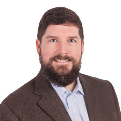 danielbearden's profile picture. Trucking Expert | Believer in Peace.