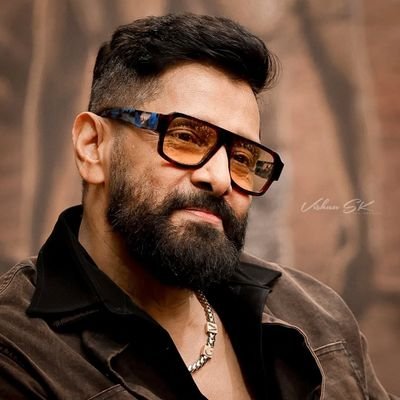 நடிப்பின் 👑 @Chiyaan ❤️ ✨ @Dhanushkraja 😎 & தளபதி @Vijay 🔥/ தல 🏏 @MSDhoni 💥 🎼 @Anirudh Fan's ⚡️ எண்ணம் போல் வாழ்க்கை எண்ணம் போல்தான் வாழ்க்கை 😊