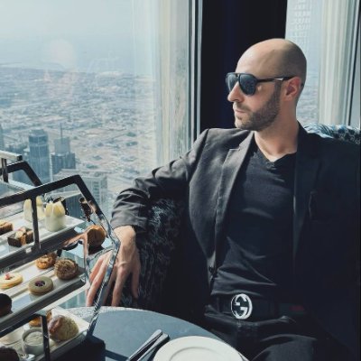| NFT Hype Scout | DeFi Flow Rider | DAO Architect | Crypto Nomad
🇺🇸