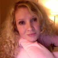 Beautiful untrue things (@literati_gal) 's Twitter Profile