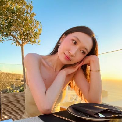 wei 🦋 Profile