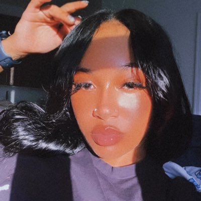 GEMINI. ♊️ #LONGLIVETEON💔 this my only twitter. I LOVE BAD BITCHES.