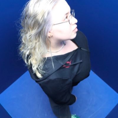 sydneyangione's profile picture. 