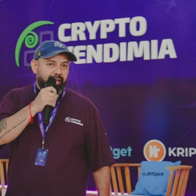 Co-Founder @cultura_C3 @cryptovendimia #SOMOCOMUNIDAD Community Builder Web 3