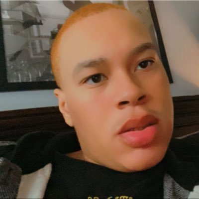 Live Your Life Like It’s a Dream 💚🌃 Vibes ✨😌🍷😫 Detr💙 Big Von 😈🤫 Make Boss Moves Not Weak Ones ✍🏼💪🏼💼♥️ 313 😮💨