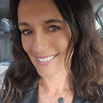 JMattingly 1845 Distillery ~
Organizational Change Management & Learning Consultant~Mother to athletes @SCBS_ @lacrosseLKS @SaintXLacrosse @madlax1