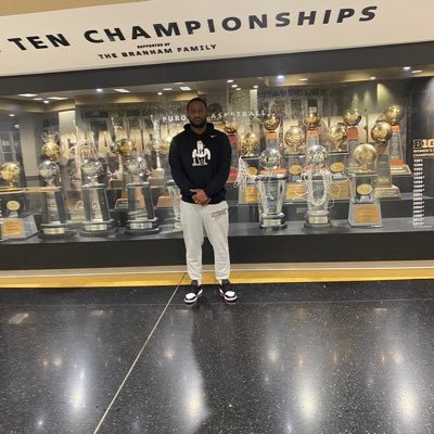 MathmanL214's profile picture. All opinions and views are my own!