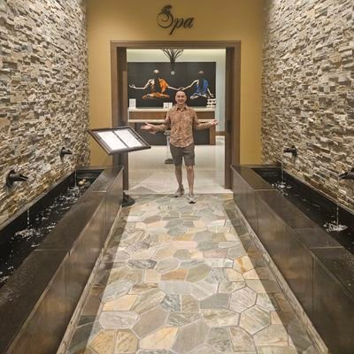 eliasmonrad's profile picture. My Lord give us Intelligence, Heart and Wisdom to bring Peace, Respect and Justice to our country VENEZUELA!!!