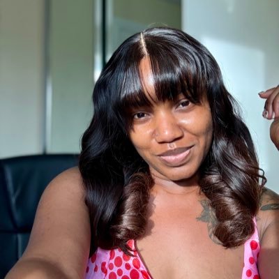 Entrepreneur,Mother,wife and a soft life lover💯