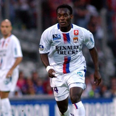 Lyonnai55802583's profile picture. #TeamOL