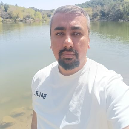 ensnyrklerolur1's profile picture. Mükemmel insanlara değil,yüreği güzel insanlara ihtiyacımız var.