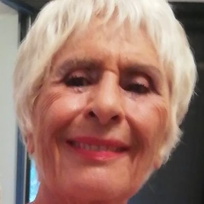 Pacifista cattolica. Ricercatrice universitariara in pensione. Alla dittatura del mercato preferisco la dittatura del proletariato, popolo.
Io sto con Gaza!