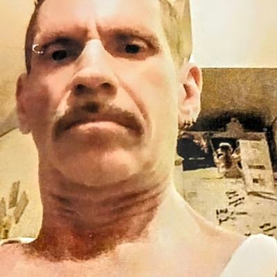 hknycenrico's profile picture. ready n willing