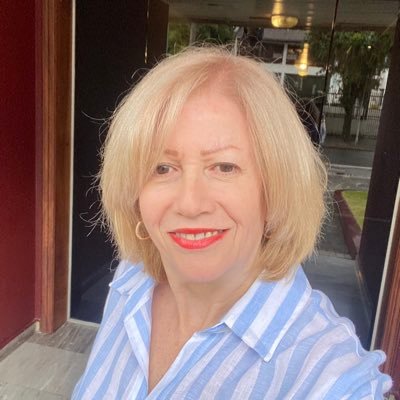 Direita conservadora ,católica,mãe,amo o meu País 🇧🇷 A honestidade e a verdade são qualidades que admiro no ser humano! Me segue e seguirei