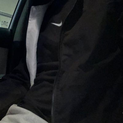 huss_jj's profile picture. من باع ودّك ماعلى ودّه حسوفه