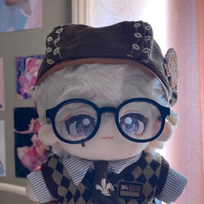 Hamster_flan's profile picture. #Lyney fan account 🎩 ♡ 🍮 | Flan/Liz :) 20