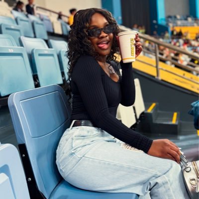 LissaObeidM's profile picture. High standards and expectations ✨✈️🥘🍸