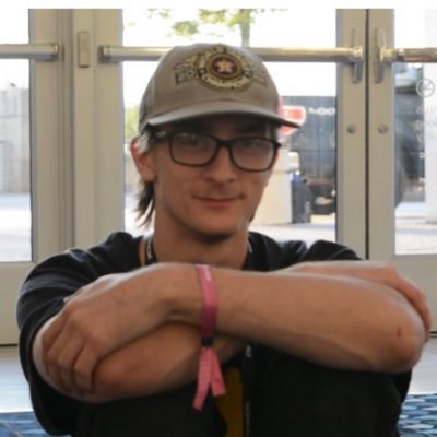 ItIsCob's profile picture. locally hated fr