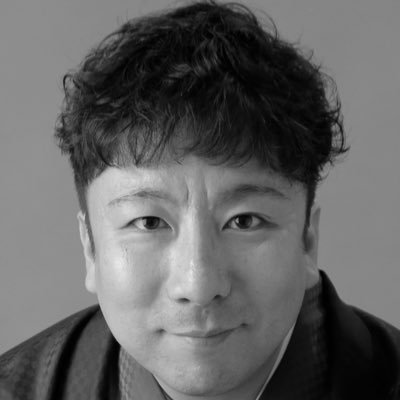 hisashimari's profile picture. 雪に恋をして、優れた演者と演出家に唆され、トリックとレトリックに憧れる。大学勤務。Associate Professor。好きな領域は映像、映画、舞台、音楽、小説、写真、旅、🐕、スノボ。首都大学東京大学院修了。MBA。東京都立大学大学院博士後期課程修了。Ph.D. in Business Administration