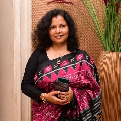 Deputy editor_Kalinga TV, Author, Columnist, Social Entrepreneur. Passion lies in #GREEN, Art & Artifacts. I only endorse Mother Nature 🌱🐿