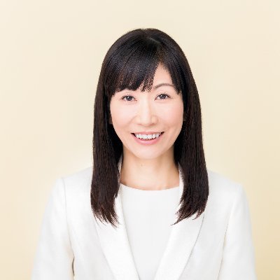 飯能市議会議員坂井えつこです。笠縫在住。
2025年4月、いかなる政党・組織・団体の支援も受けず「無所属」で3度目のご負託をいただきました。変わらずまっすぐ市政発展のため力を尽くしてまいります。
活動に対するご意見、市政に関する陳情やご相談は、HPのお問合せフォームよりご連絡ください。
