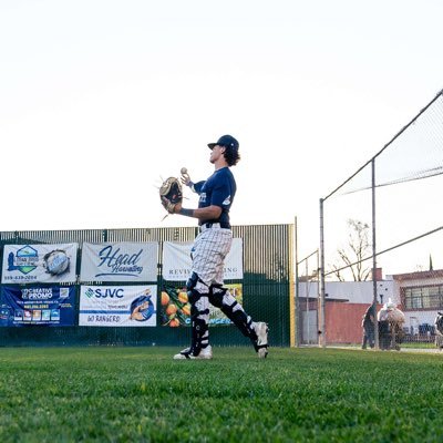 Class: 2026 | HS: Redwood highschool (CA) | POS: C,Of | HT: 6,0 | WT 180| brennangonzalez3@gmail.com | GPA 3.00