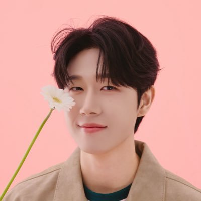 동현(DONGHYUN) Profile