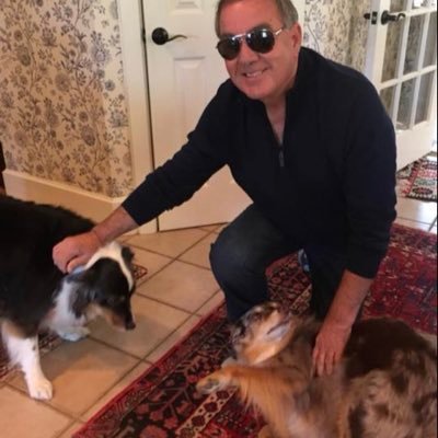 MikeWal94333000's profile picture. 