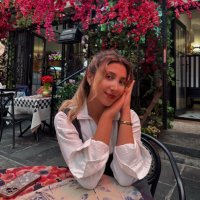 İpek (@ipekisback) 's Twitter Profile