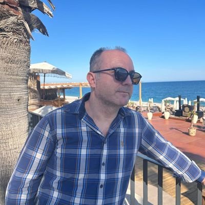 tangodevrede's profile picture. 