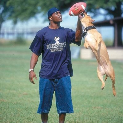 mikevickdogs's profile picture. 2x dog owner of the year