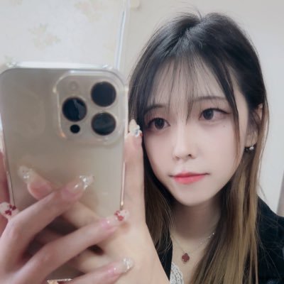 QAQzzchongya's profile picture. 重庆，mtf，只有这一个号，本分的正经搬砖社畜一枚。不约，交朋友可以。不接推广不接推广别私信了！