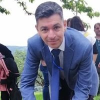 Bülent Akın (@bulentakinedb) Twitter profile photo