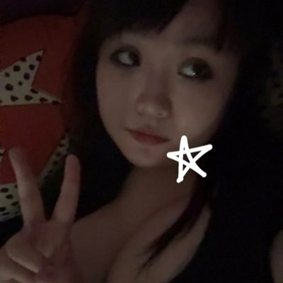 bloodbornecel's profile picture. treat me like i’m him tonight 🤞