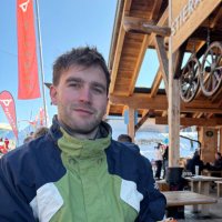 Oli (@olipricebates) 's Twitter Profile