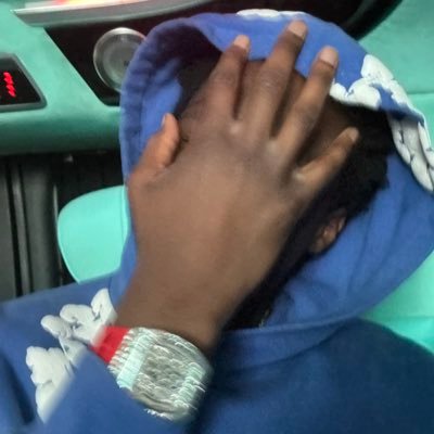 G6reddot's profile picture. instagram : https://t.co/73QEck57xu