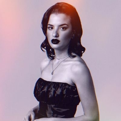 anairibar's profile picture. Marketing and Design: ✨️Also Artist and Creator✨️