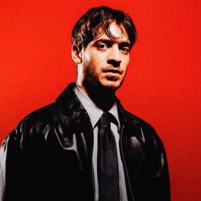 cxoper__'s profile picture. starburster 🪩