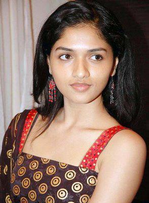 Heer_143's profile picture. 