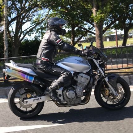 過去車→V125G·ホーネット250·マジェスティS·HA22S·GRB， 現在→ホーネット900·ホーネット600·V125S·MH34S.   　　Car&Motorcycle Love👍
