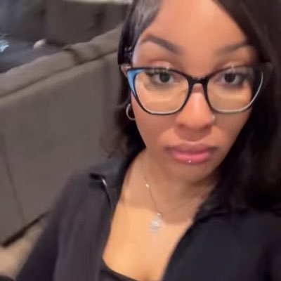 Sexye0811's profile picture. love & peace