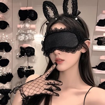 shui595567745's profile picture. 🚪为：卡颜-卡气质-卡建模颜控➕素质🚪。生活里气质型，私下女绿🍀通过被羞辱才能解压高潮.纯种sub.