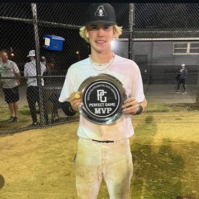 4.2 GPA | C/O 2029 | 6’0 185 | Squat 335/Bench 185/Deadlift 435 | 88 OF velo/ 6.88 runner | https://t.co/Ky3dIGdLae