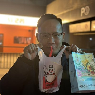 l009512005's profile picture. 