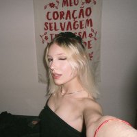 Helô (@euloisask) 's Twitter Profile