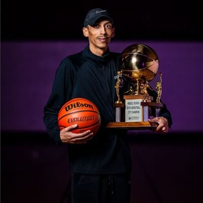 PINNED TWEET 🔥 | Duster #HBOMax | Basketball Coach | Nuggets Billboard | RIP Mom & Dad 🕊