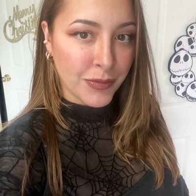 •Artist• Abella Art & Design •IG jessicaabella_ •She/her•